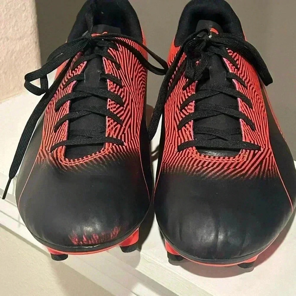 Puma Spirit II FG 105521-02 Black & Red Football Cleats Men Size 13 - Picture 6 of 9